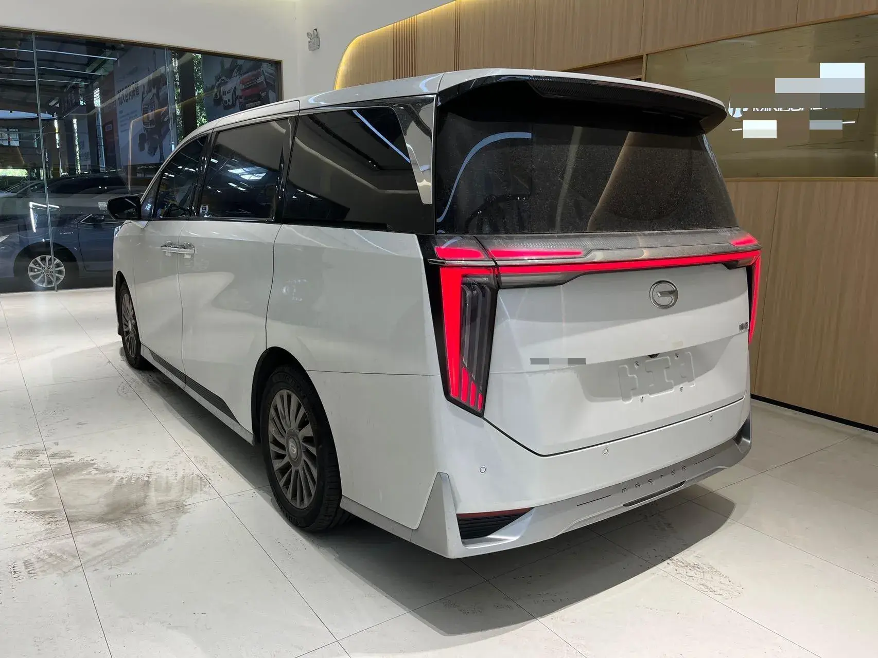 2023 GAC TRUMPCHI thumbnail 3