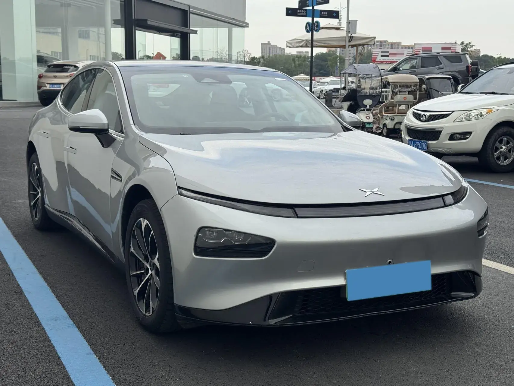 2021 XPENG P7 thumbnail 2