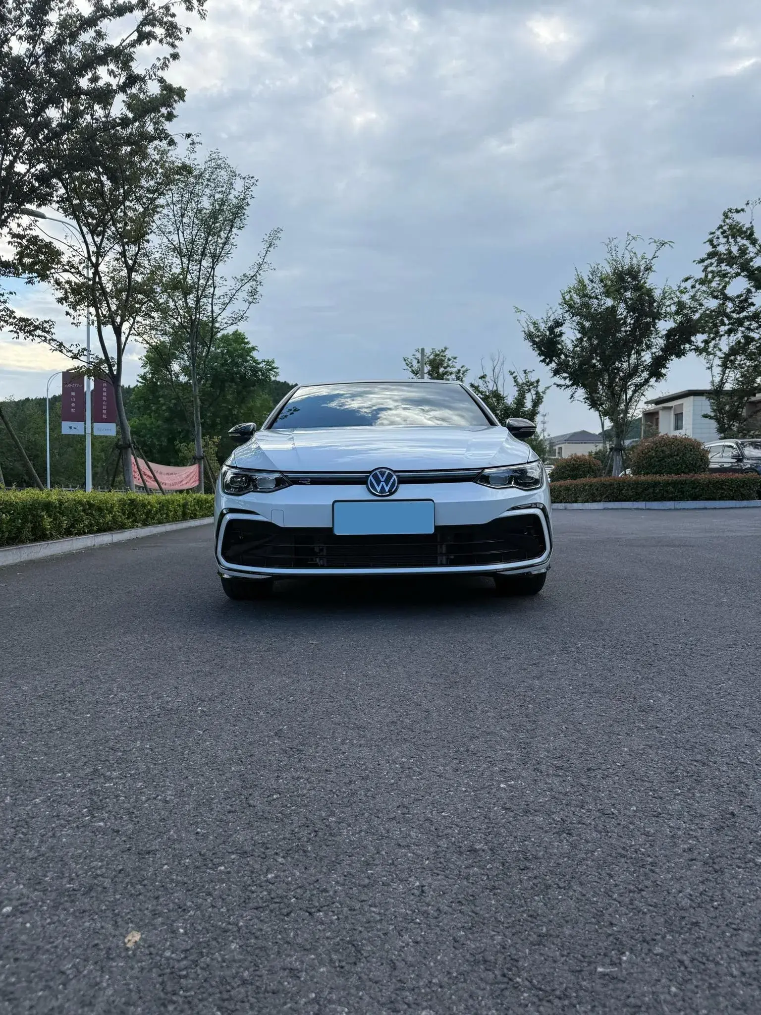2021 VOLKSWAGEN GOLF thumbnail 3