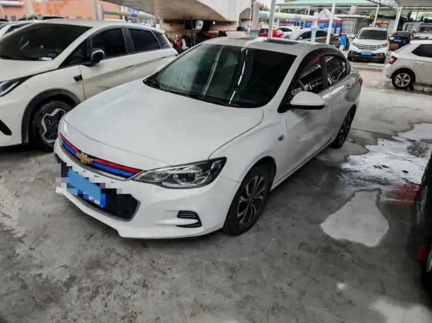 2016 CHEVROLET CAVALIER view 1