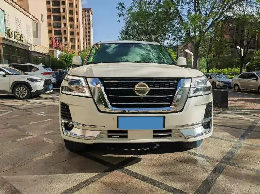 2018 NISSAN PATROL thumbnail 3