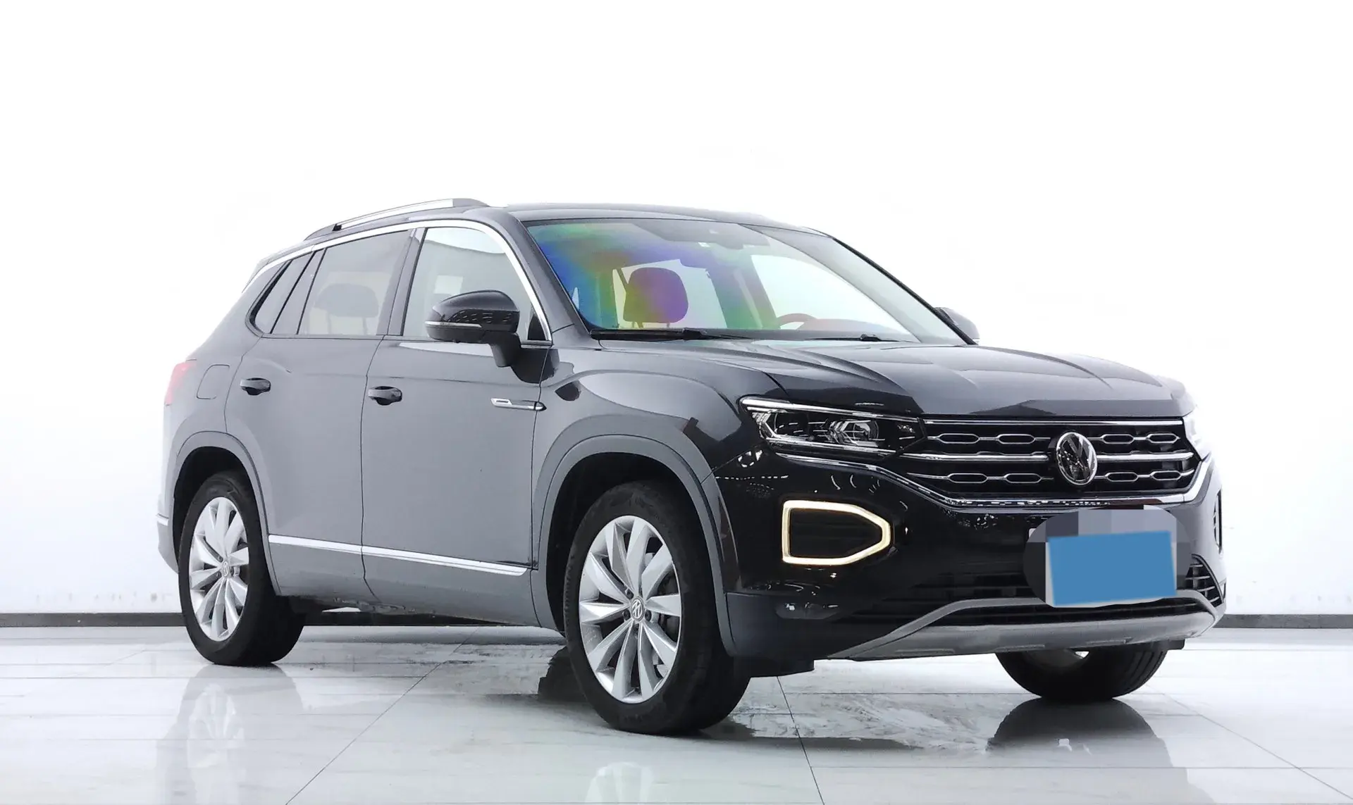 2020 VOLKSWAGEN TAYRON thumbnail 2