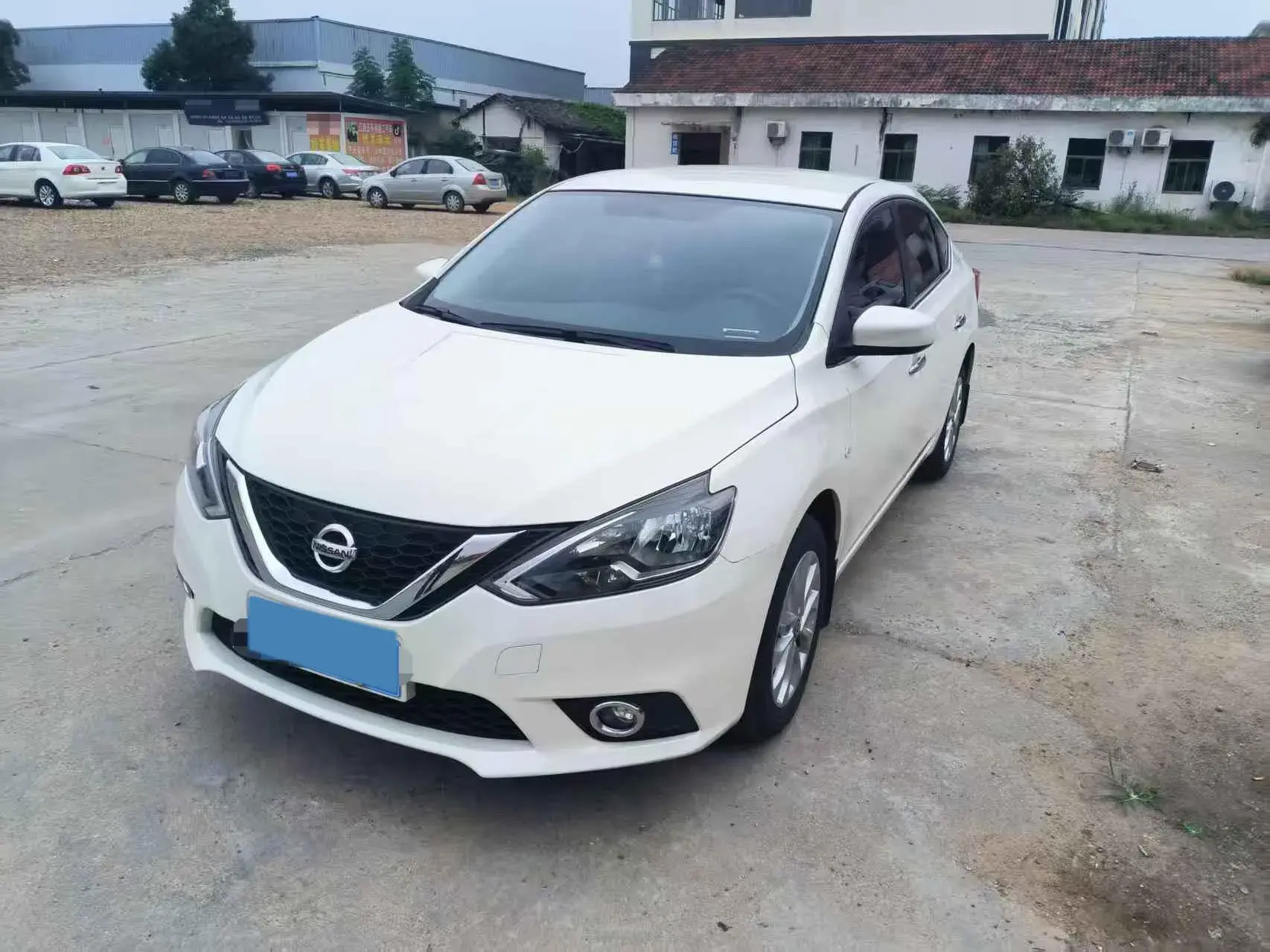 2022 NISSAN SYLPHY view 1