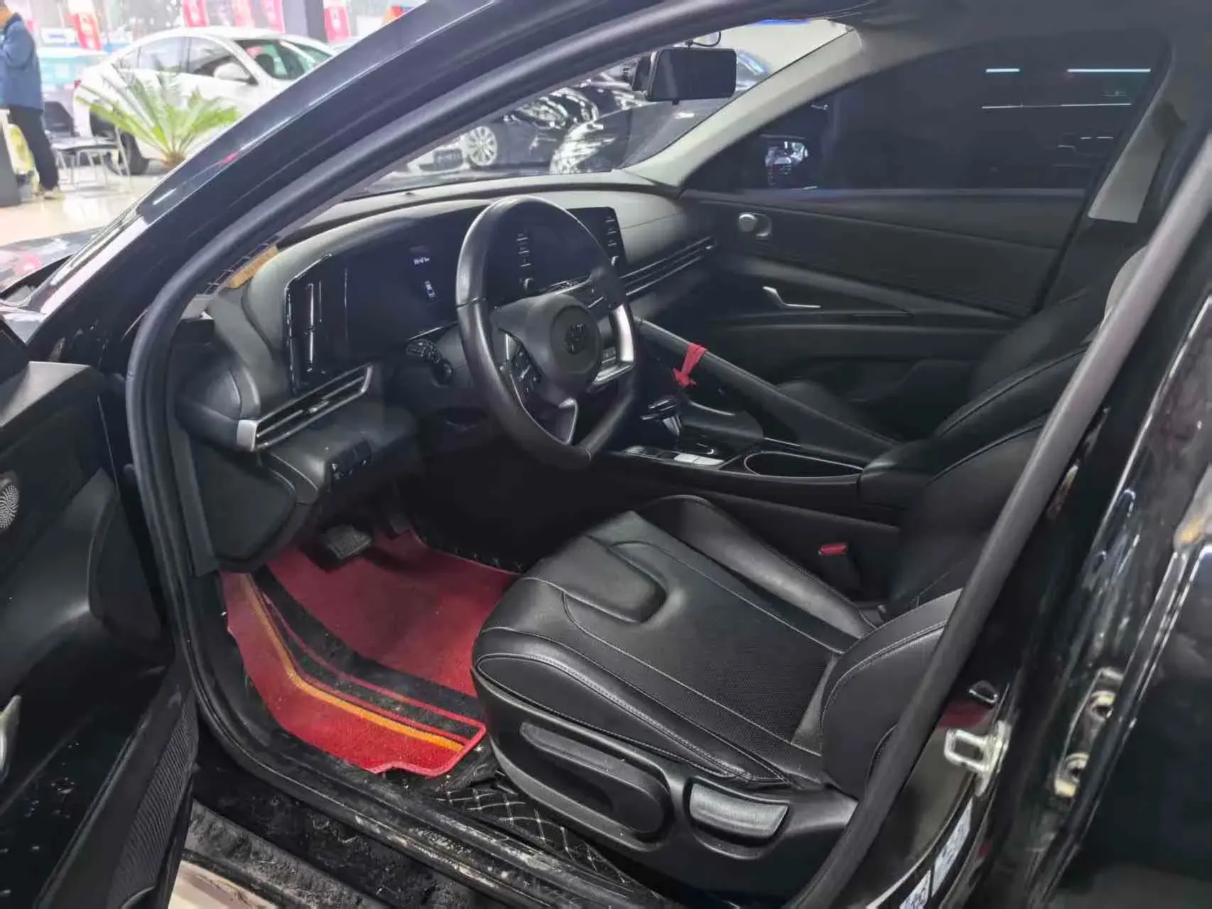 2022 HYUNDAI ELANTRA thumbnail 3