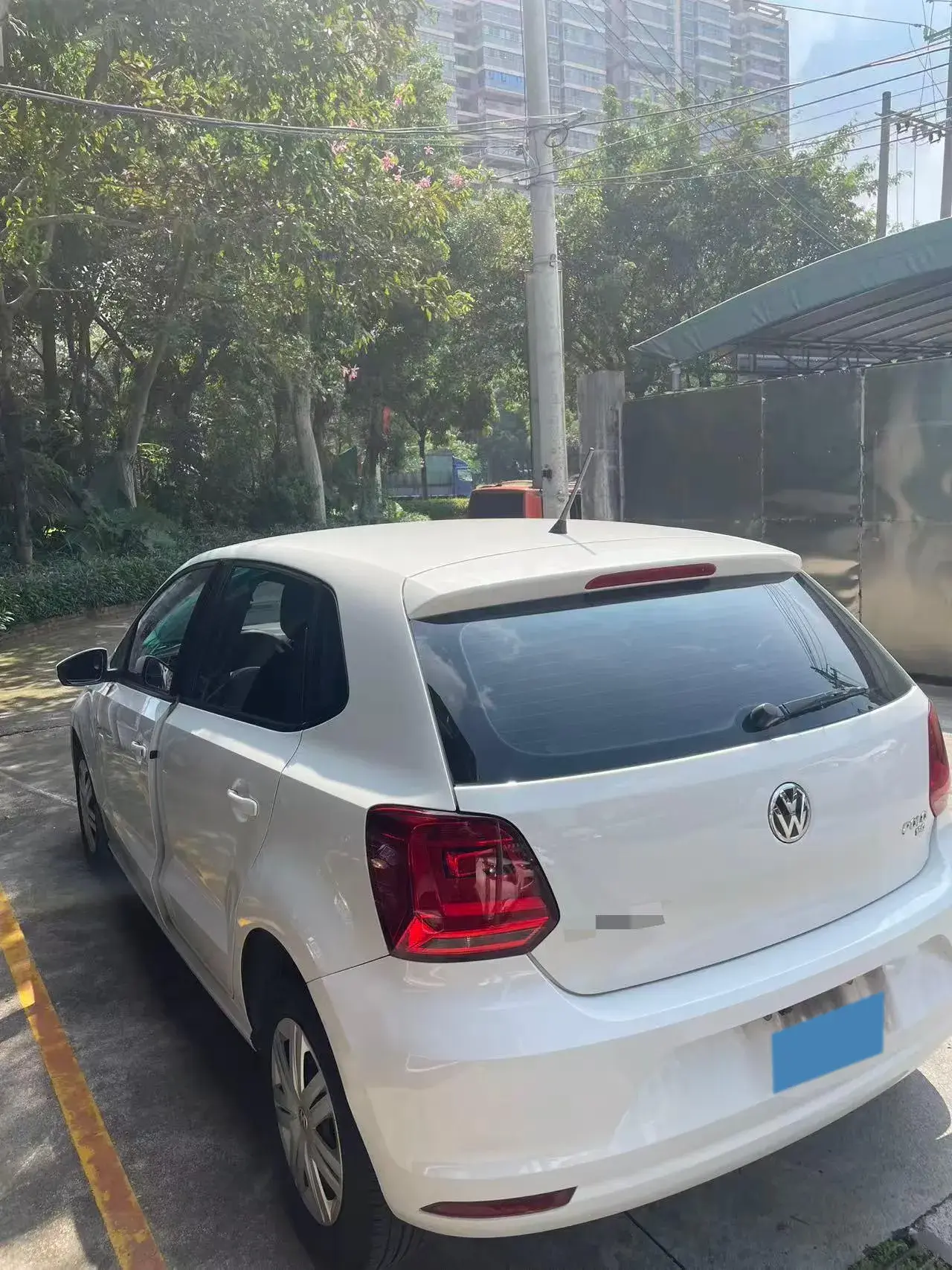 2018 VOLKSWAGEN POLO thumbnail 4