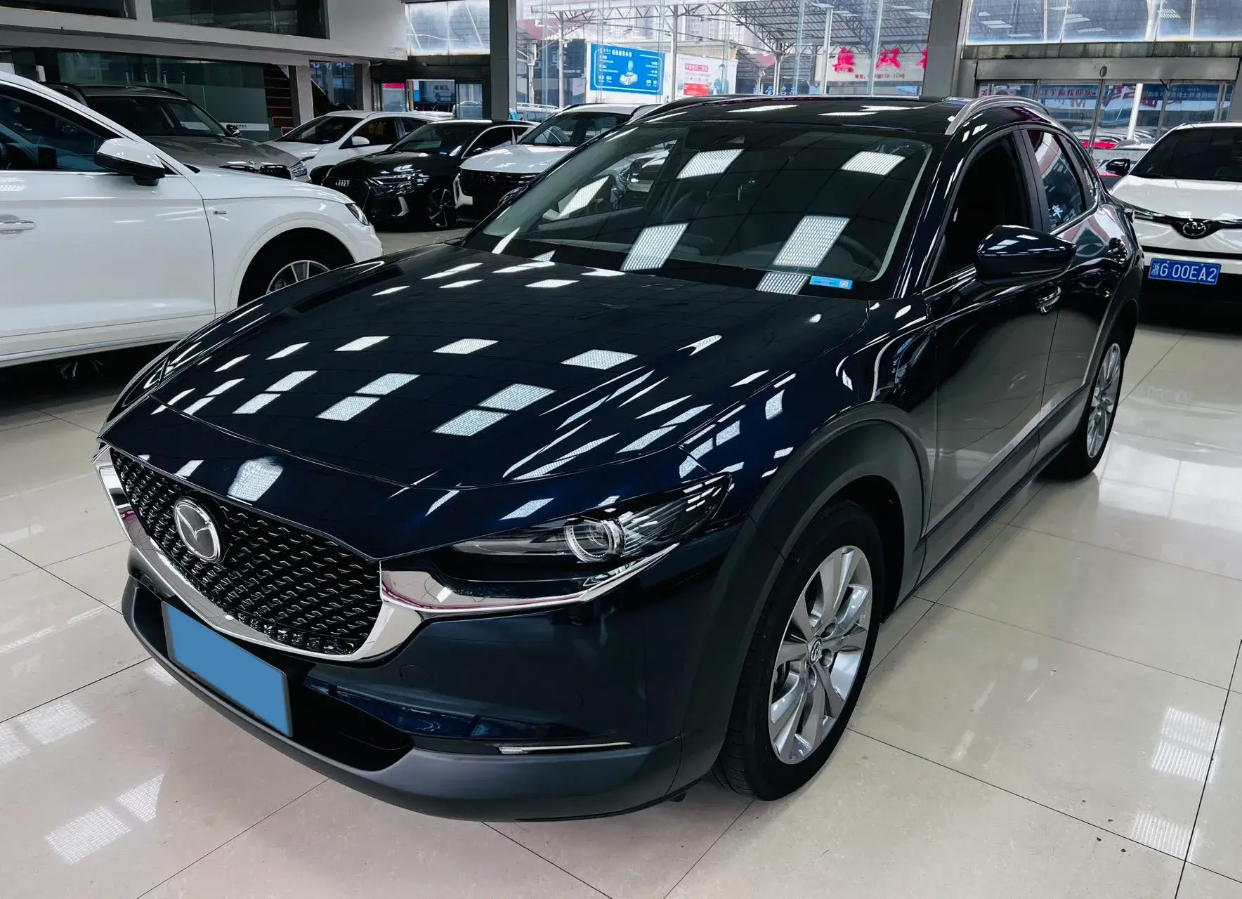 2021 MAZDA CX-30 view 1