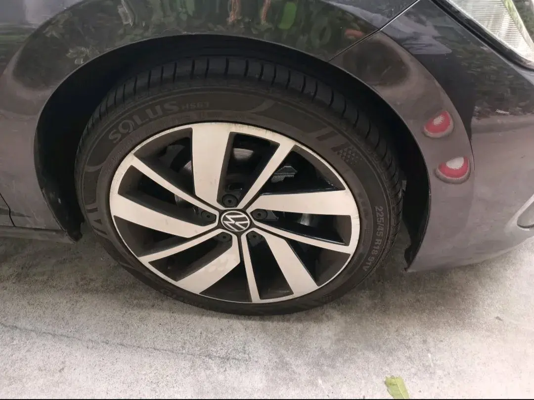 2024 VOLKSWAGEN SAGITAR thumbnail 4