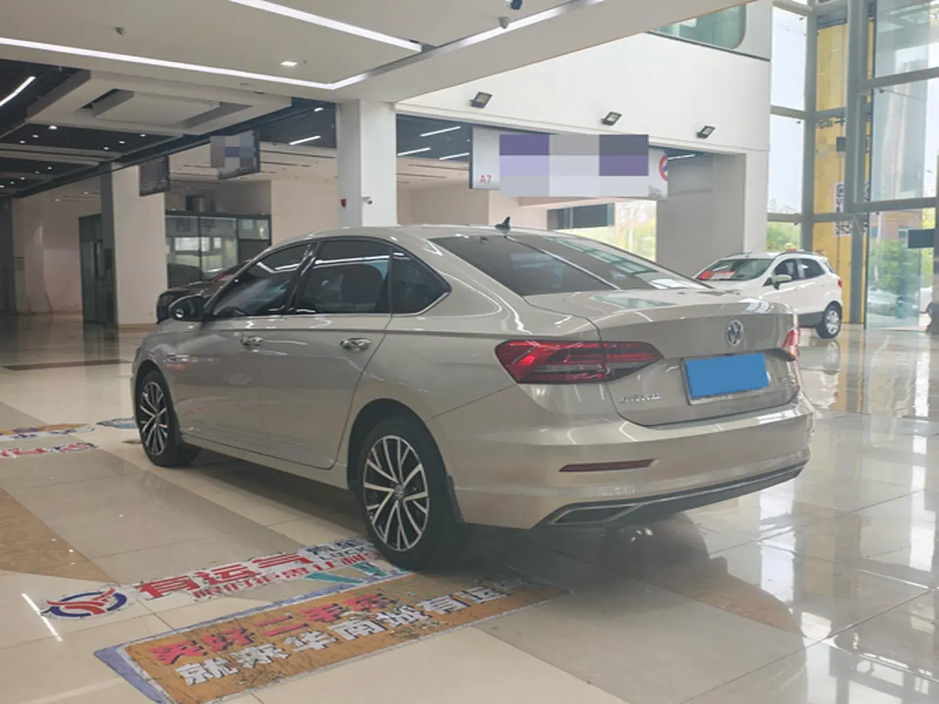 2018 VOLKSWAGEN LAVIDA thumbnail 4