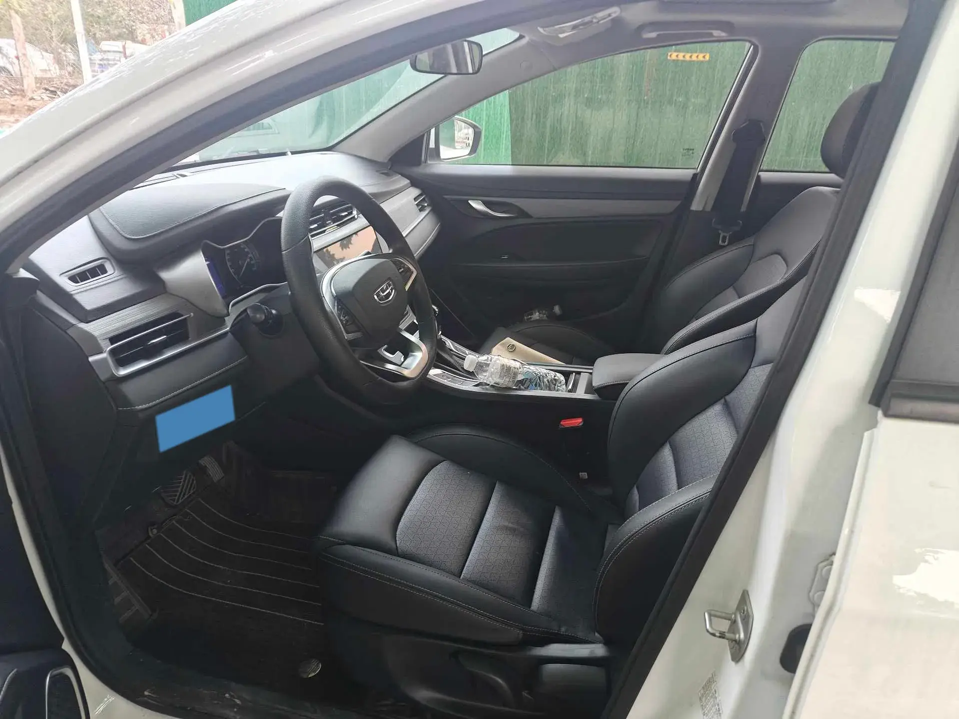 2021 GEELY EMGRAND thumbnail 2