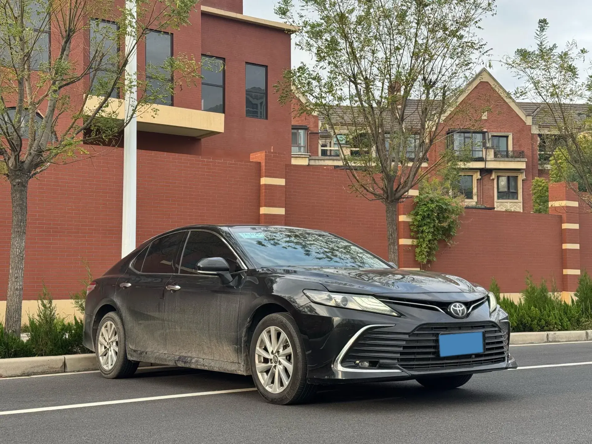 2021 TOYOTA CAMRY thumbnail 3