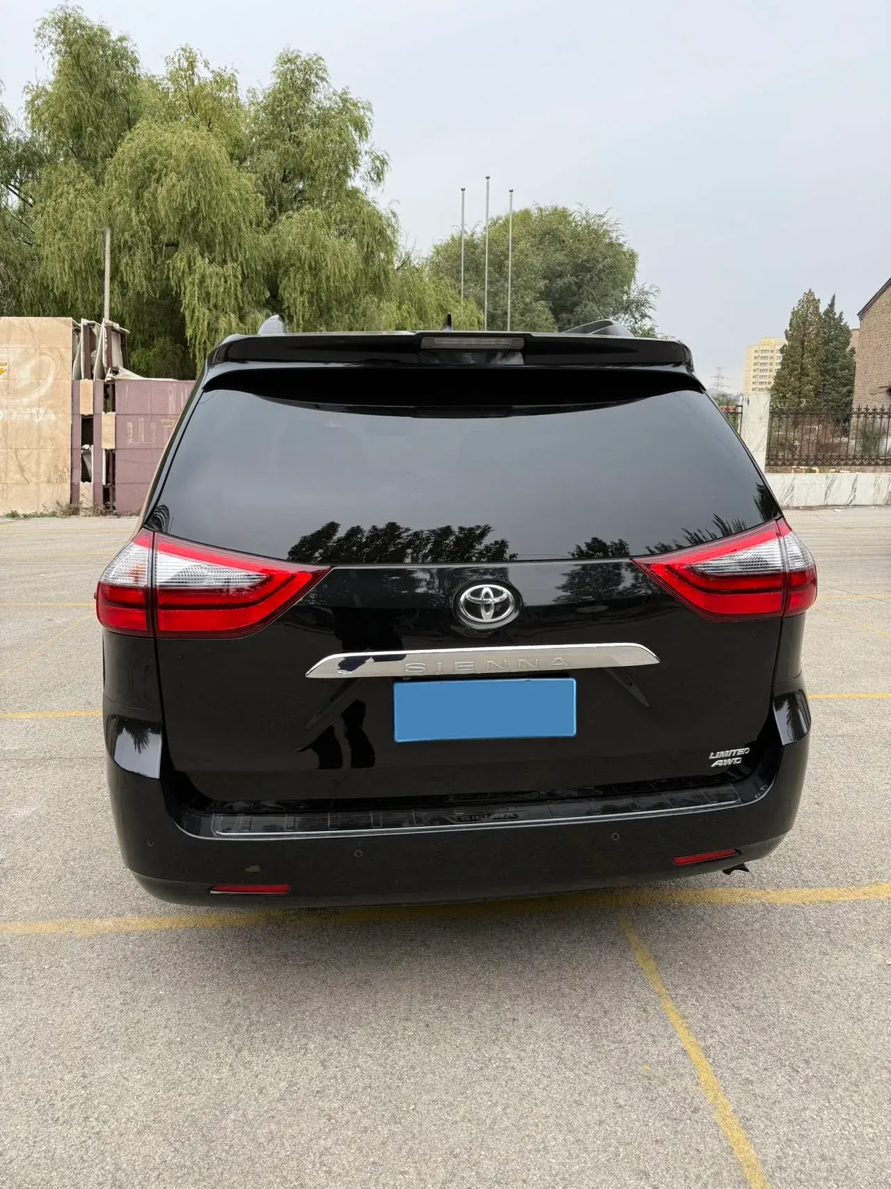 2019 TOYOTA AVALON thumbnail 4