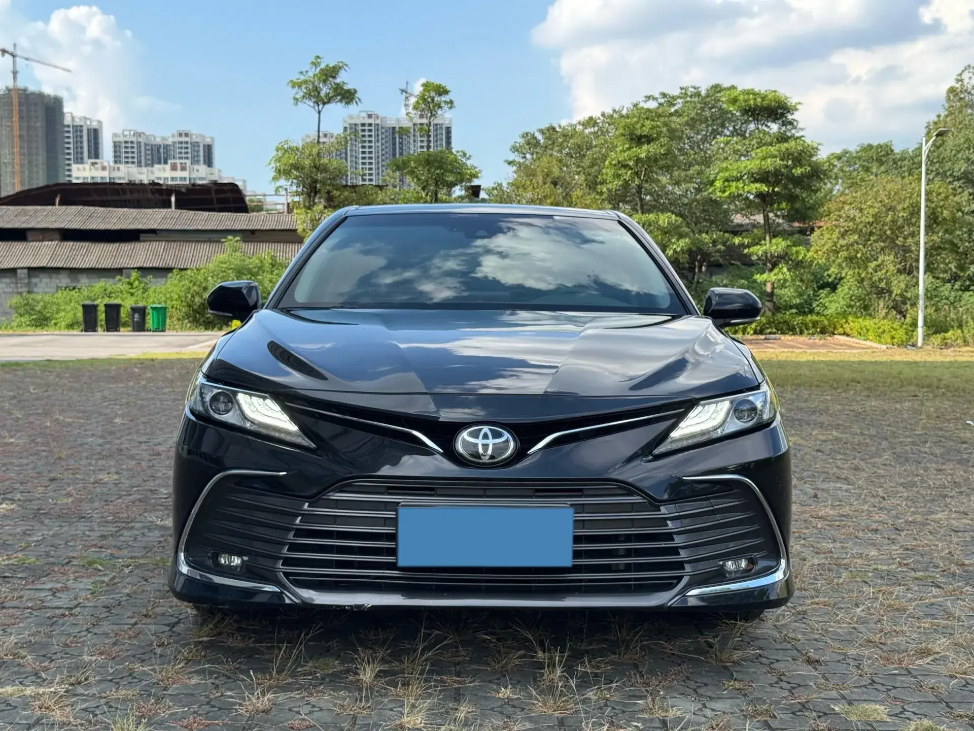 2021 TOYOTA CAMRY thumbnail 2
