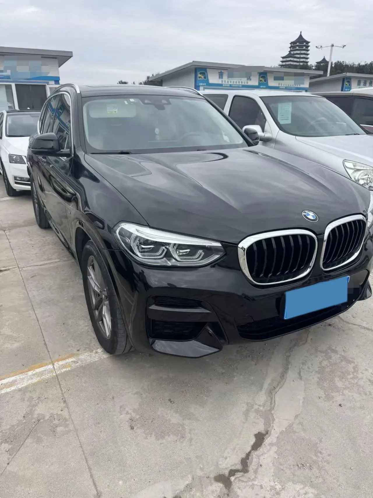 2021 BMW X3 thumbnail 3