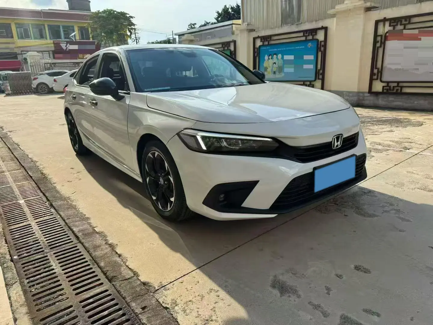 2023 HONDA CIVIC thumbnail 4