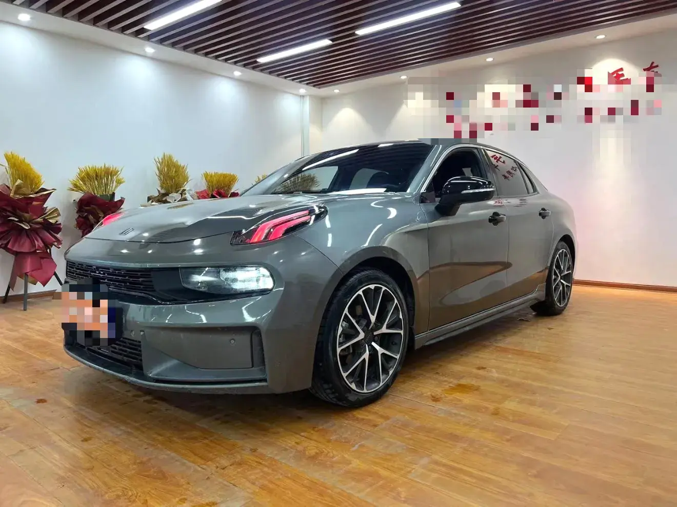 2022 LYNK&CO 03 view 1