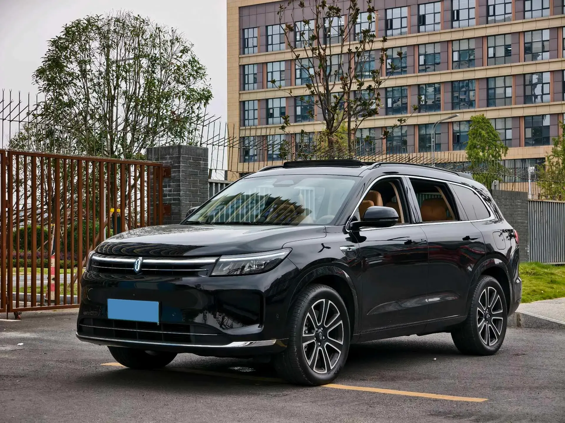 2024 AITO AITO view 1