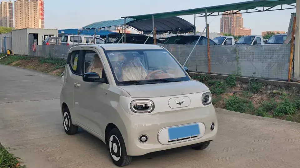 2024 WULING HONGGUANG thumbnail 2