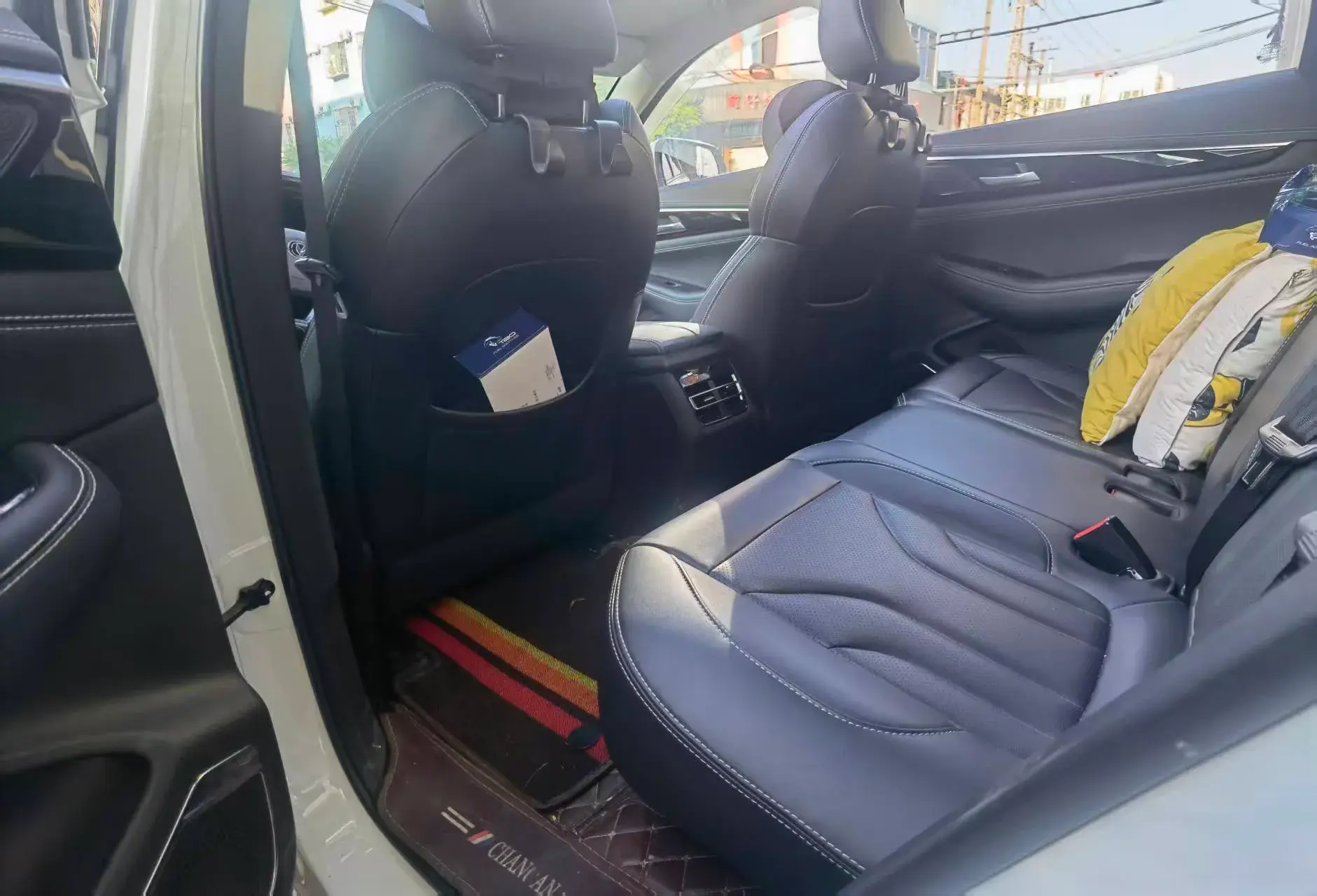 2019 CHANGAN CS85 thumbnail 3