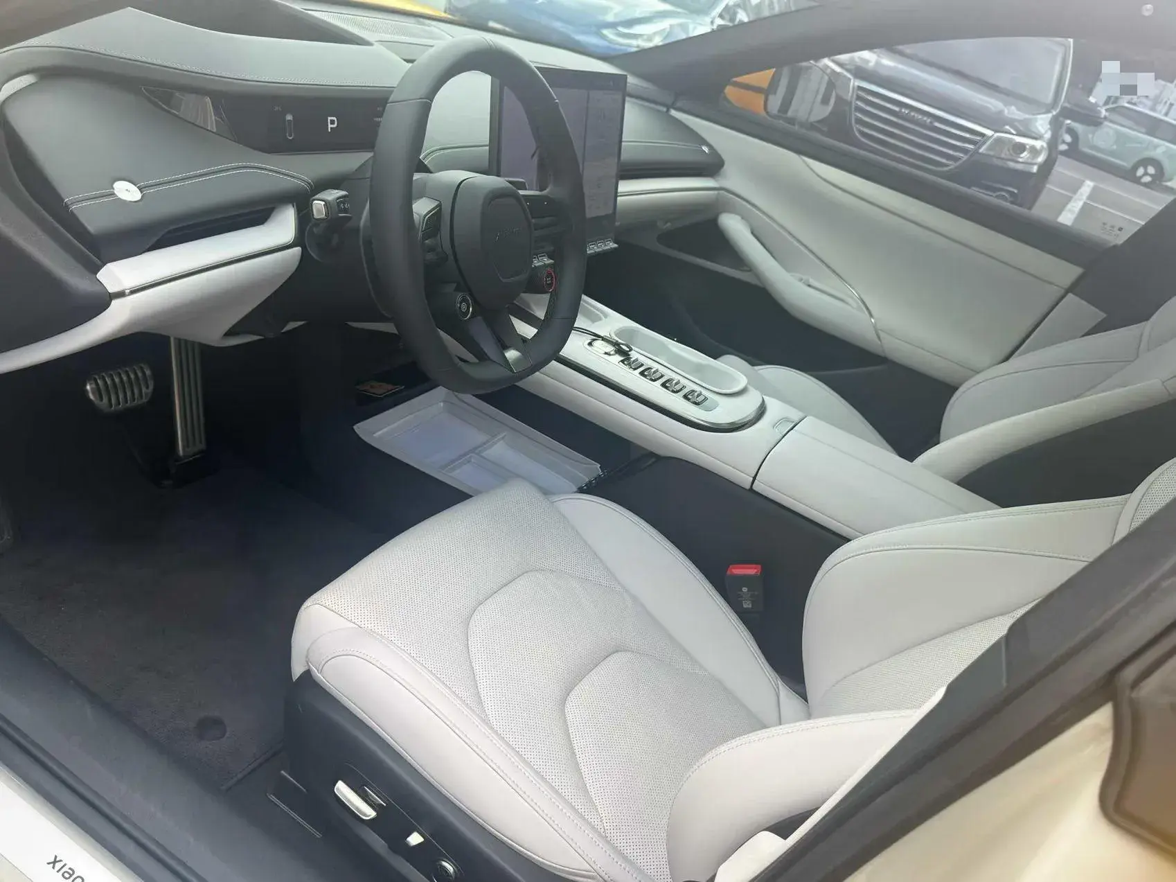 2024 MI SU7 thumbnail 4