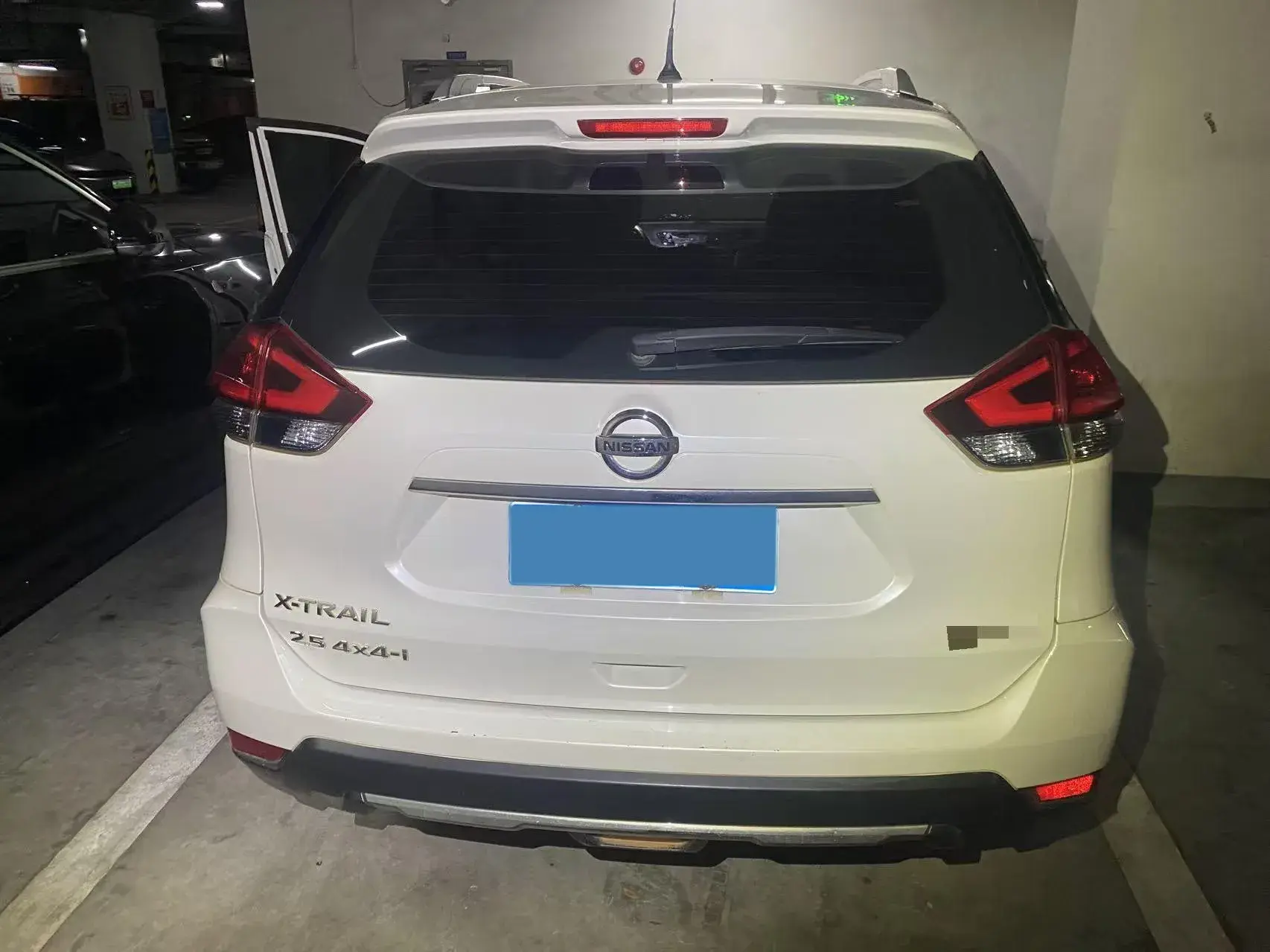 2021 NISSAN X-TRAIL thumbnail 3