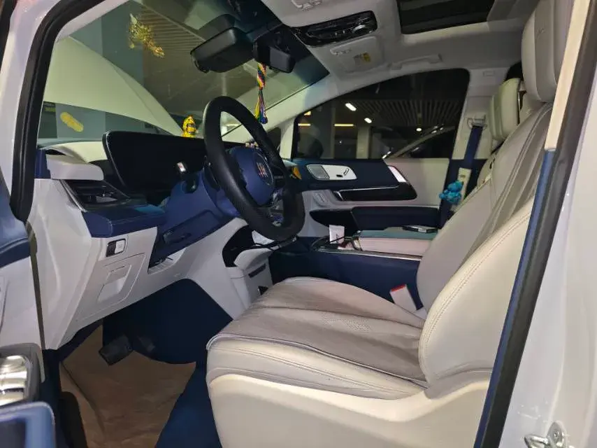 2023 BUICK CENTURY thumbnail 3