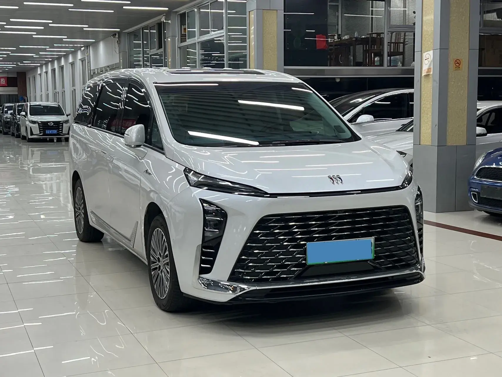 2024 BUICK GL8 thumbnail 3