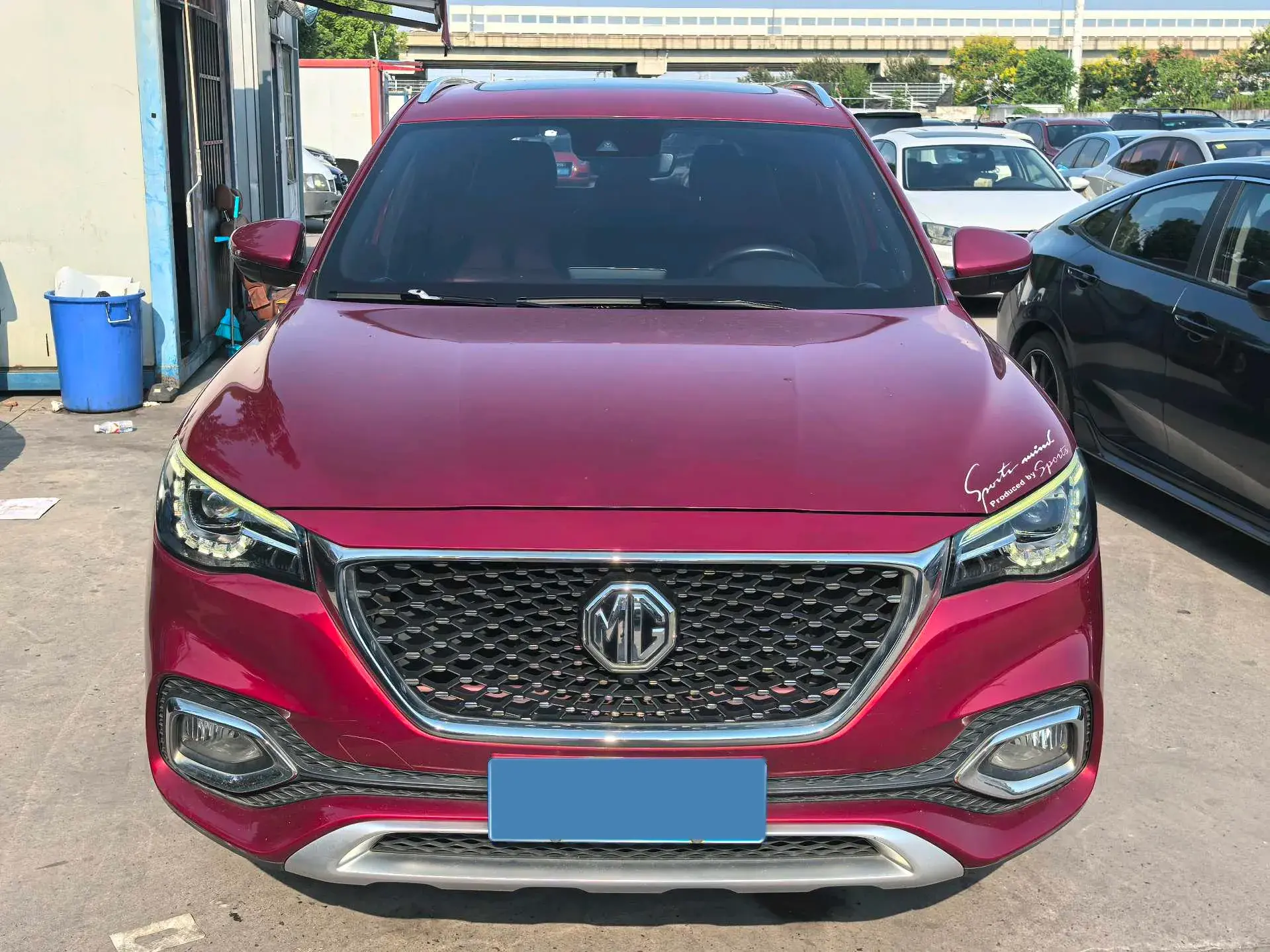 2019 MG HS thumbnail 2