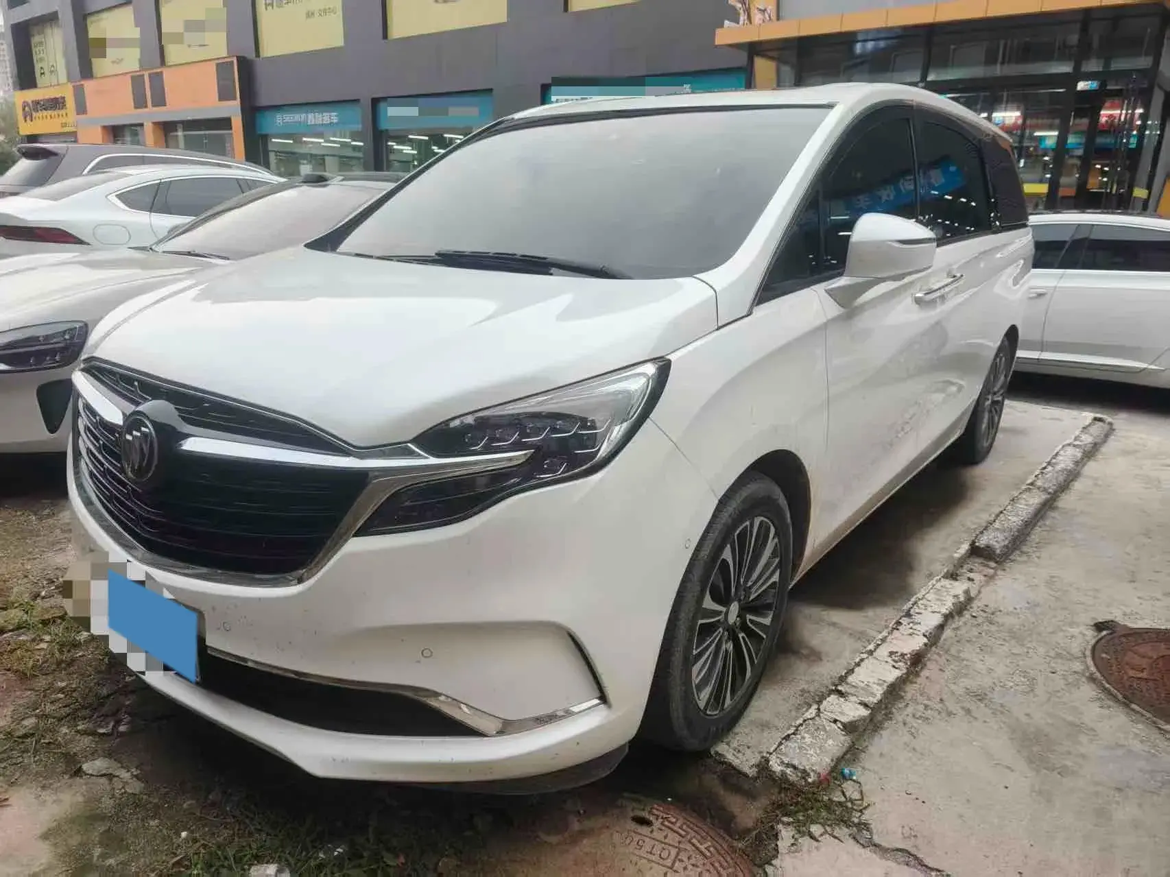 2020 BUICK GL8 view 1