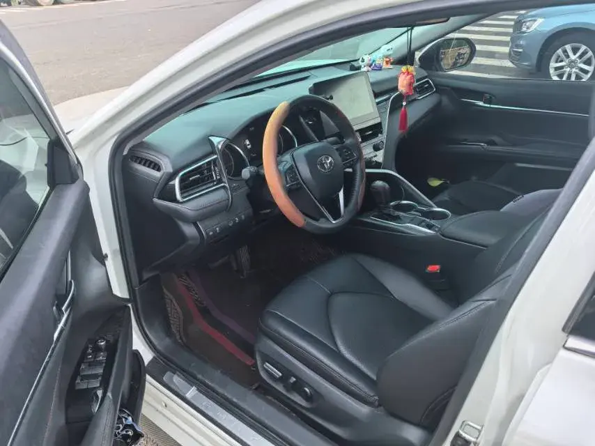 2021 TOYOTA CAMRY thumbnail 3