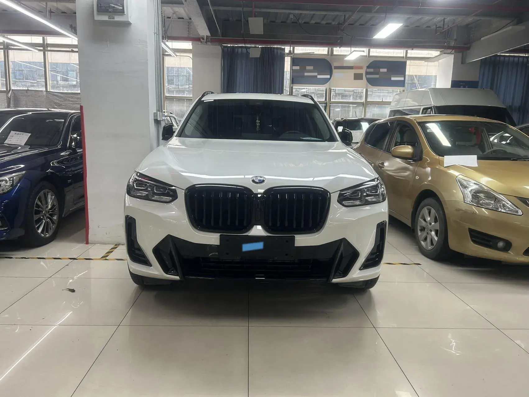 2023 BMW X3 thumbnail 2
