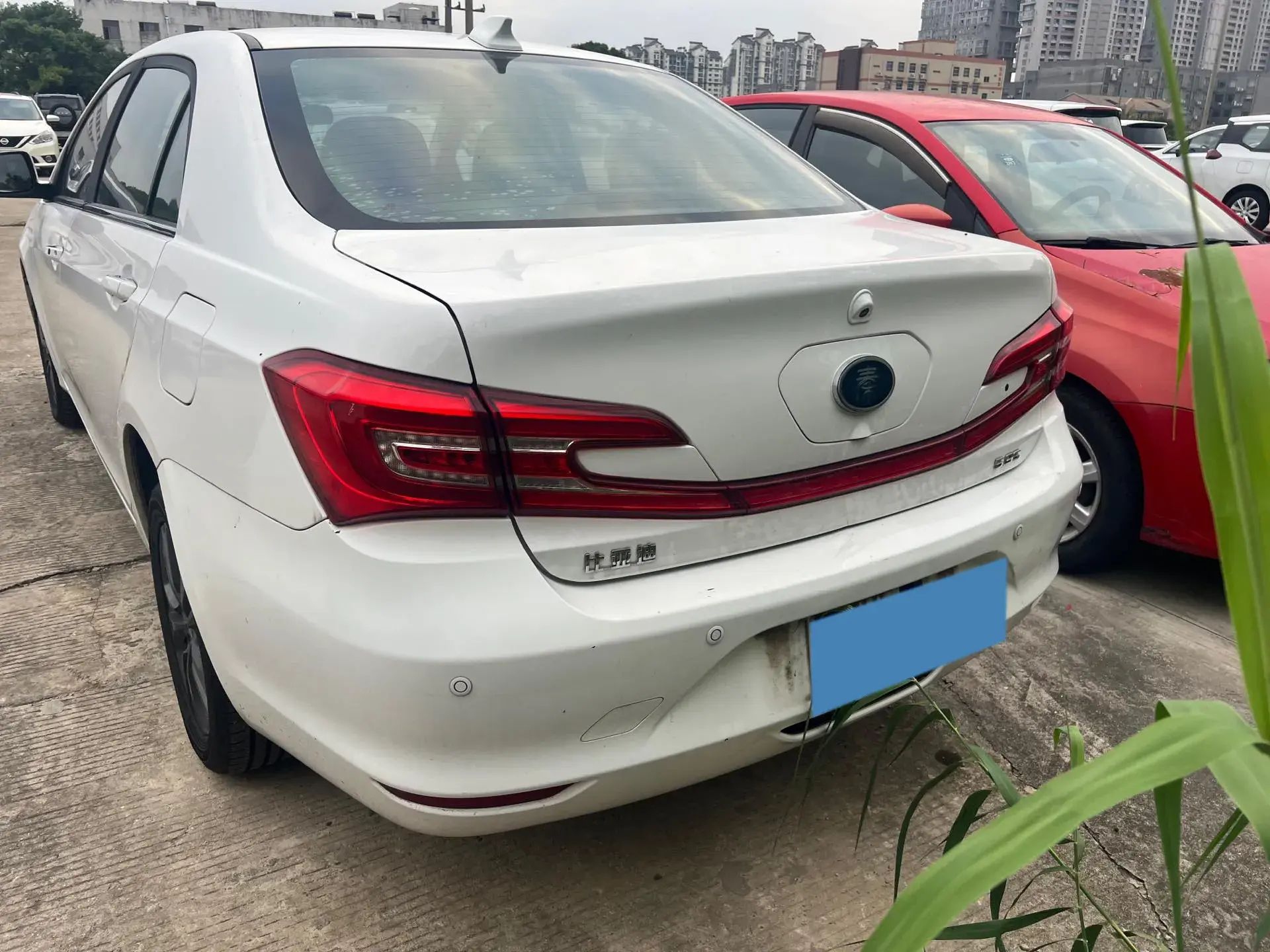 2017 BYD QIN thumbnail 2