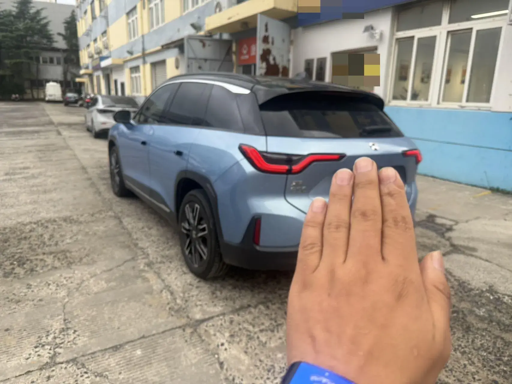 2019 NIO ES6 thumbnail 4