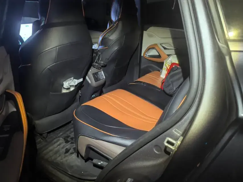 2022 BYD SONG thumbnail 3