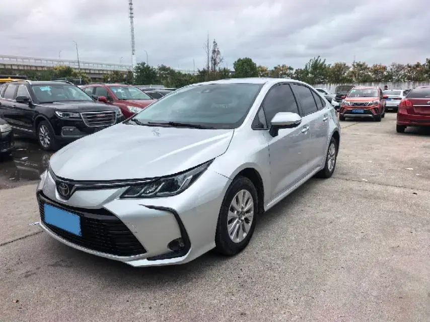 2019 TOYOTA COROLLA view 1