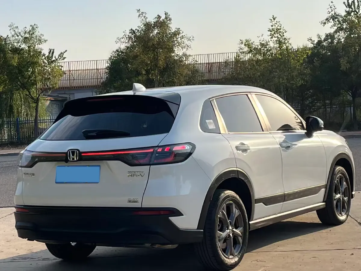 2023 Honda HR-V 1.5T 182HP L4 CVT,autocango,china used car exporter,china ev exporter,chinese used car exporter,chinese used ev exporter