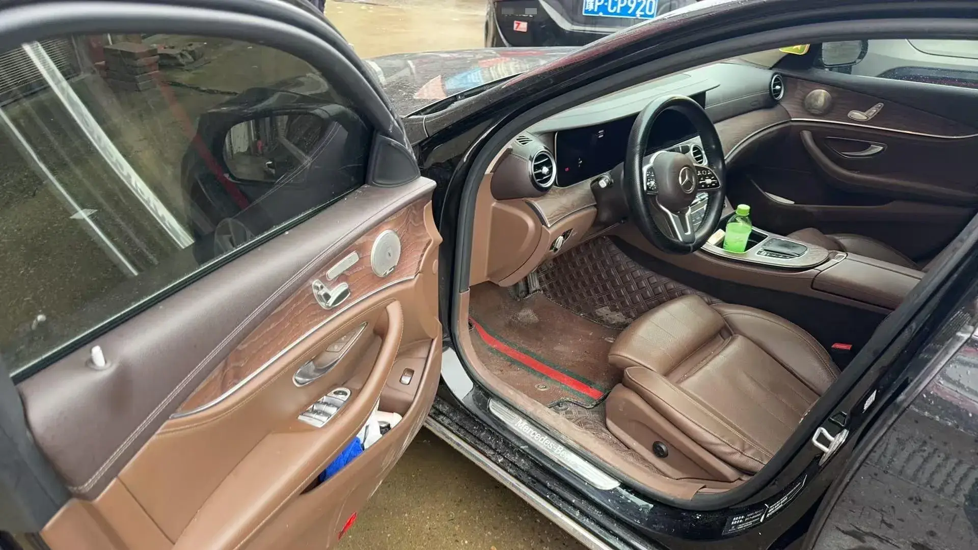 2020 MERCEDES-BENZ E thumbnail 3