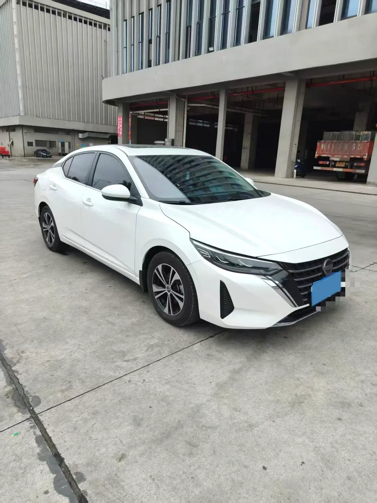 2023 NISSAN SYLPHY thumbnail 3