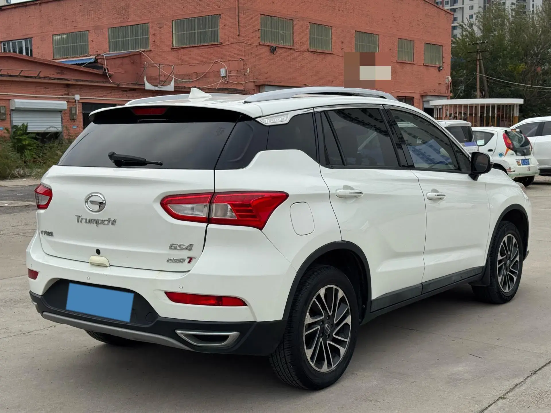 2017 GAC TRUMPCHI thumbnail 4