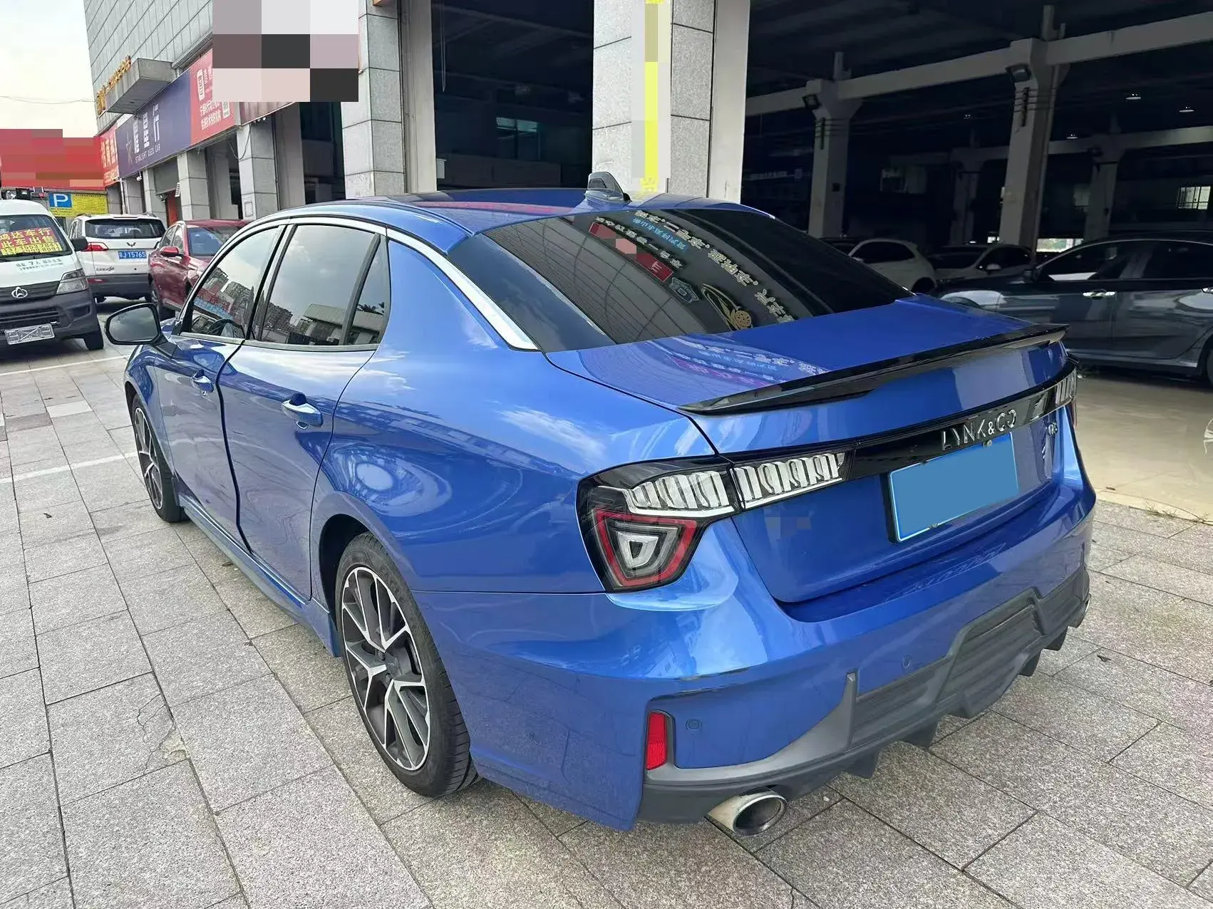 2019 LYNK&CO 03 thumbnail 3