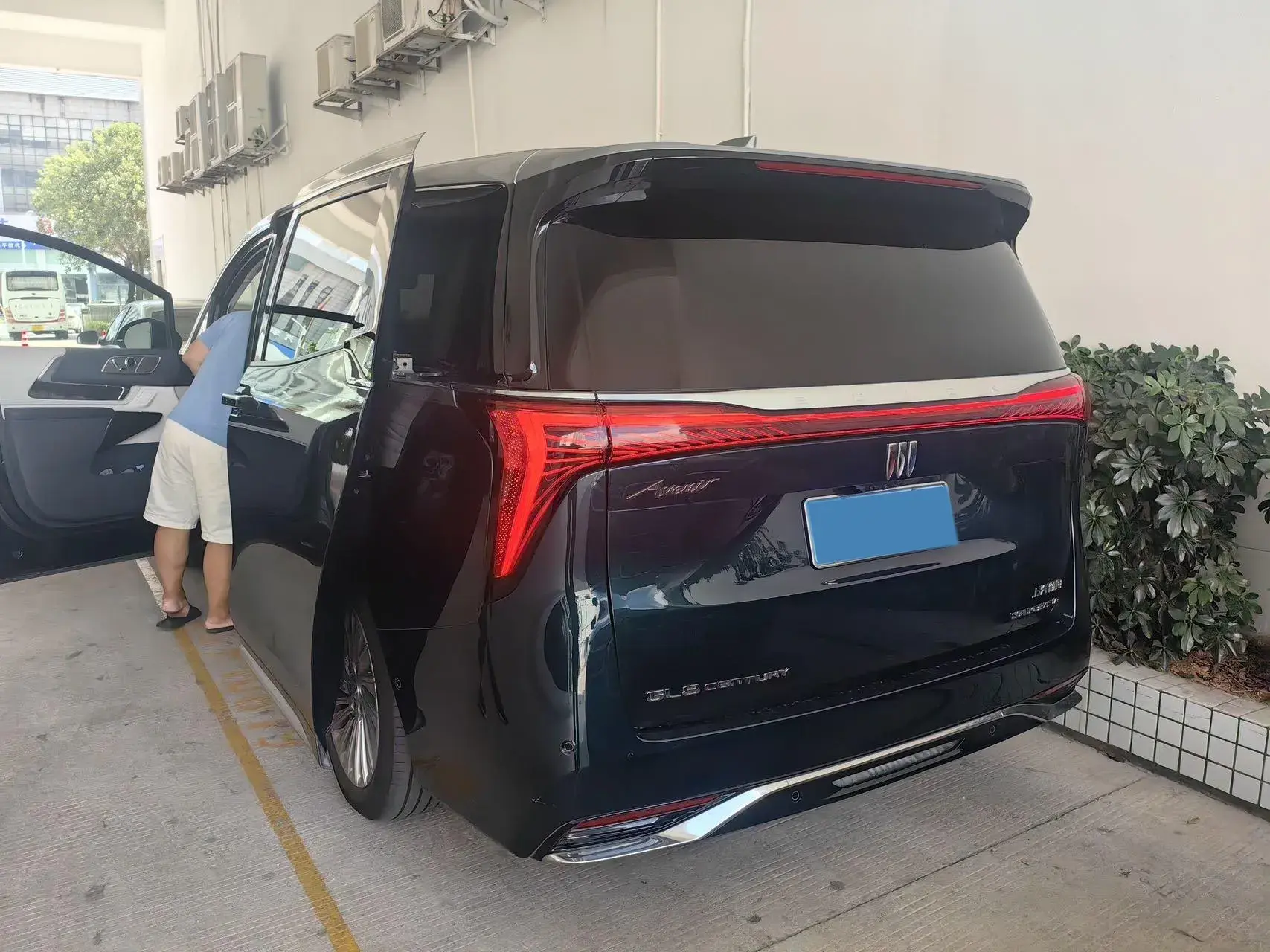 2023 BUICK CENTURY thumbnail 2