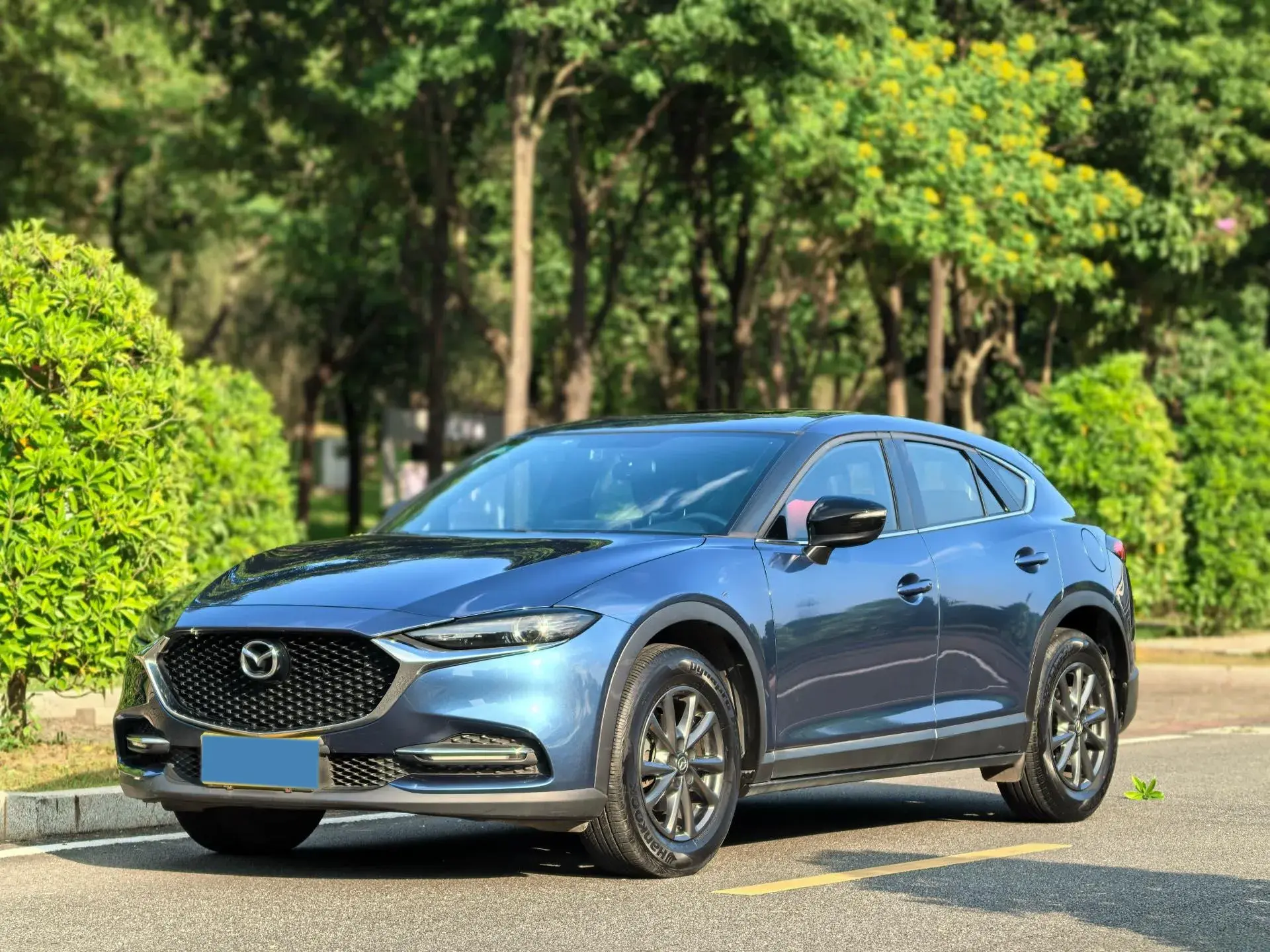 2020 MAZDA CX-4 view 1