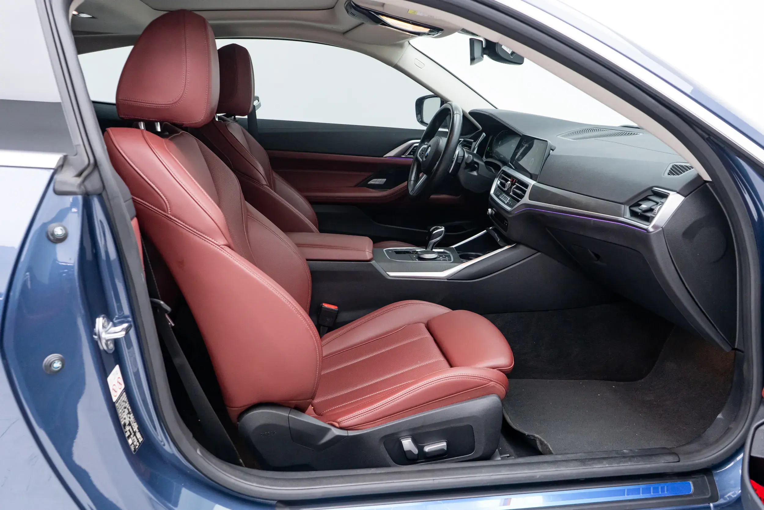 2022 BMW 8 thumbnail 3