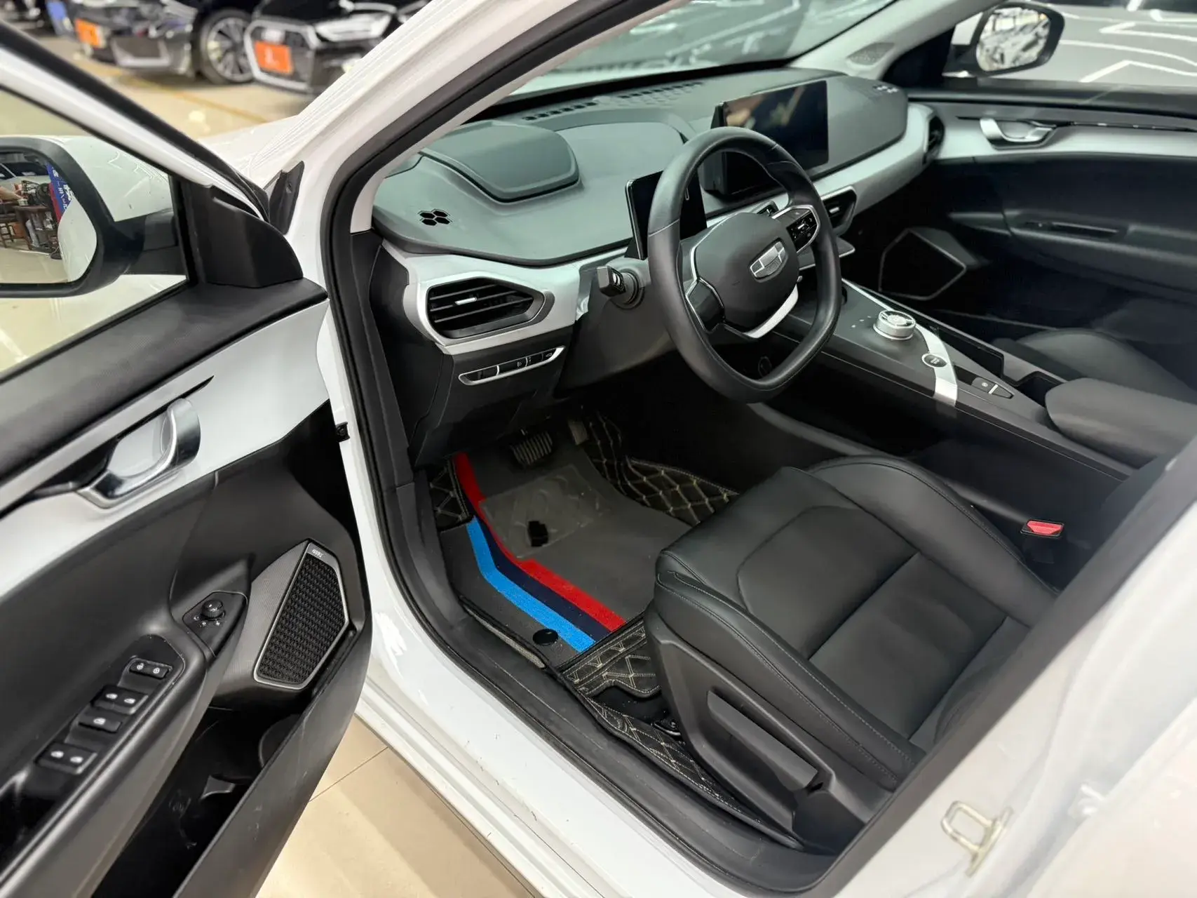 2024 GEOMETRY A thumbnail 3