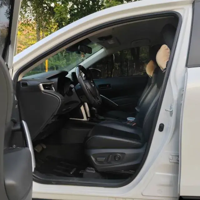 2023 TOYOTA COROLLA thumbnail 4