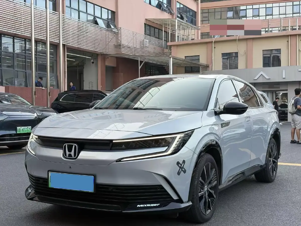 2024 Honda e:NP2 BEV 68.8KWH