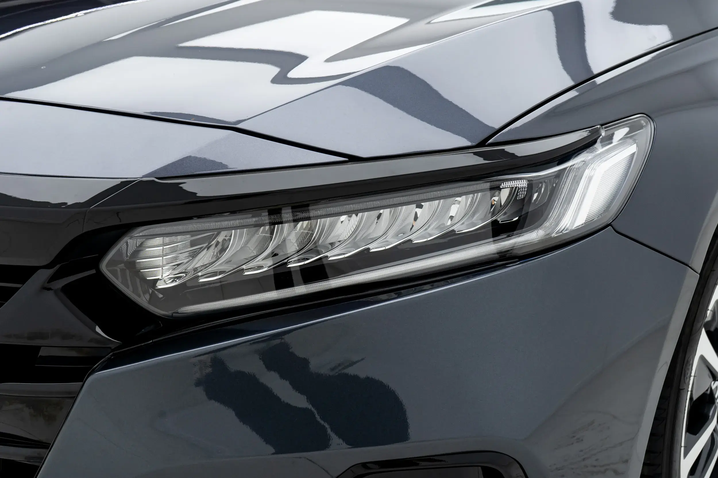 2022 HONDA ACCORD thumbnail 4