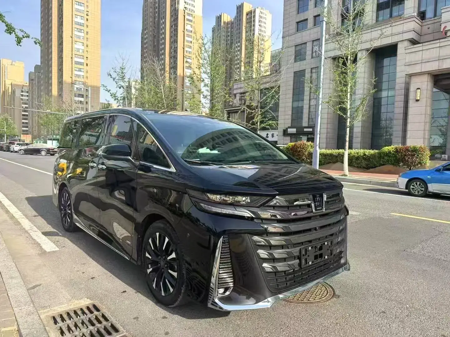 2024 TOYOTA VELLFIRE thumbnail 3