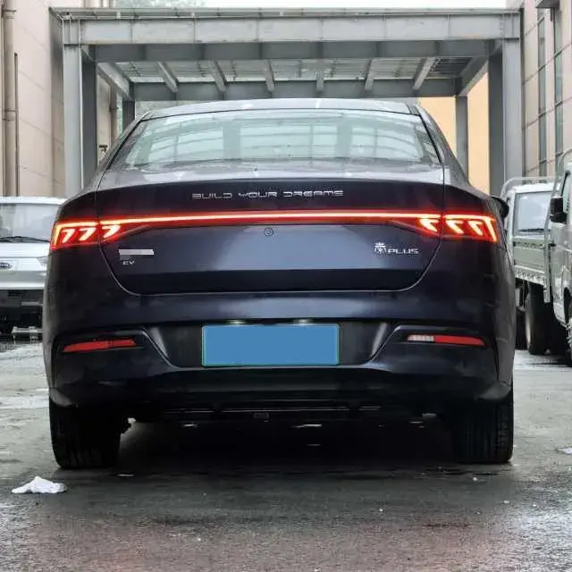 2023 BYD QIN thumbnail 3