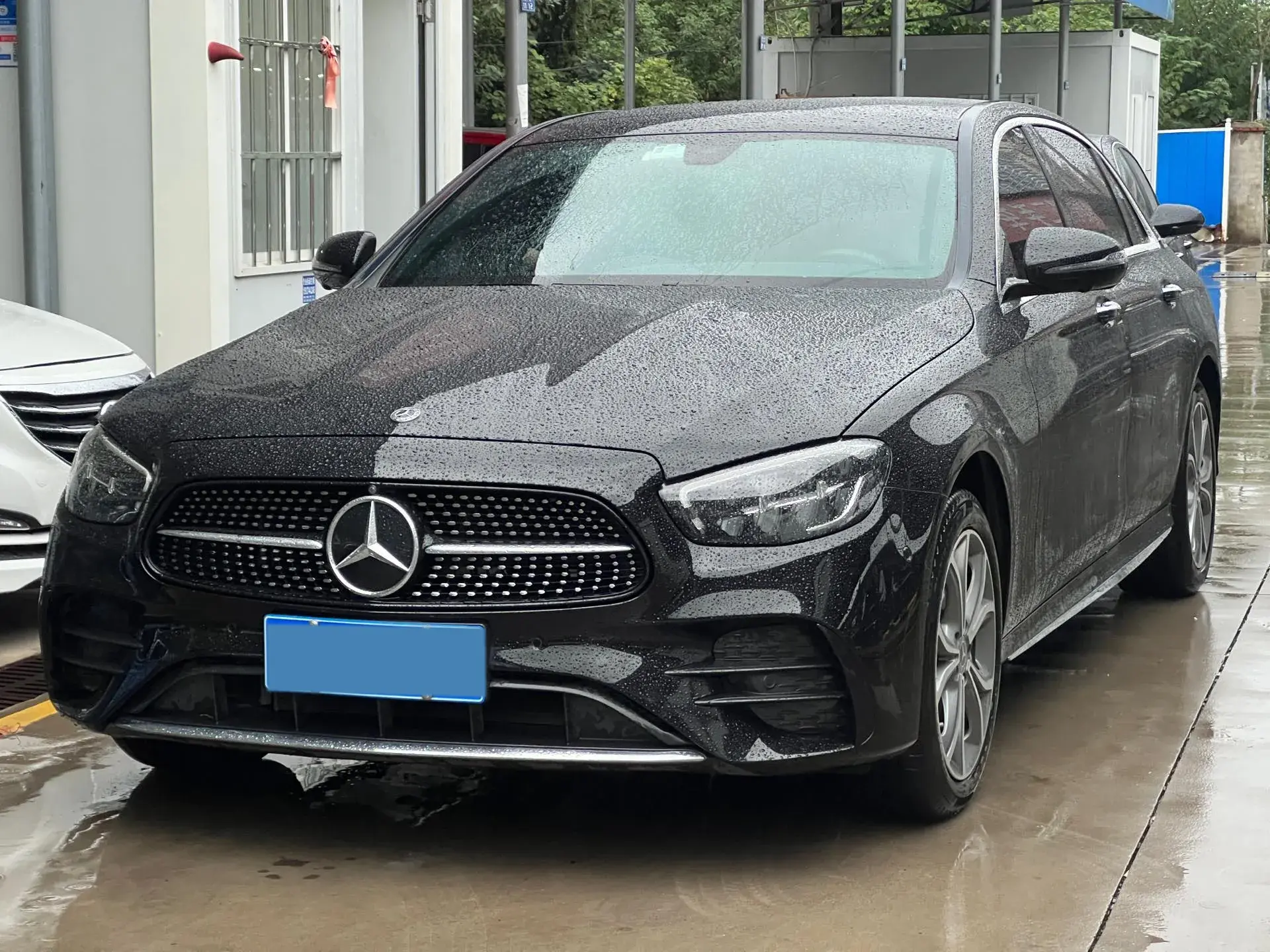 2021 MERCEDES-BENZ E view 1
