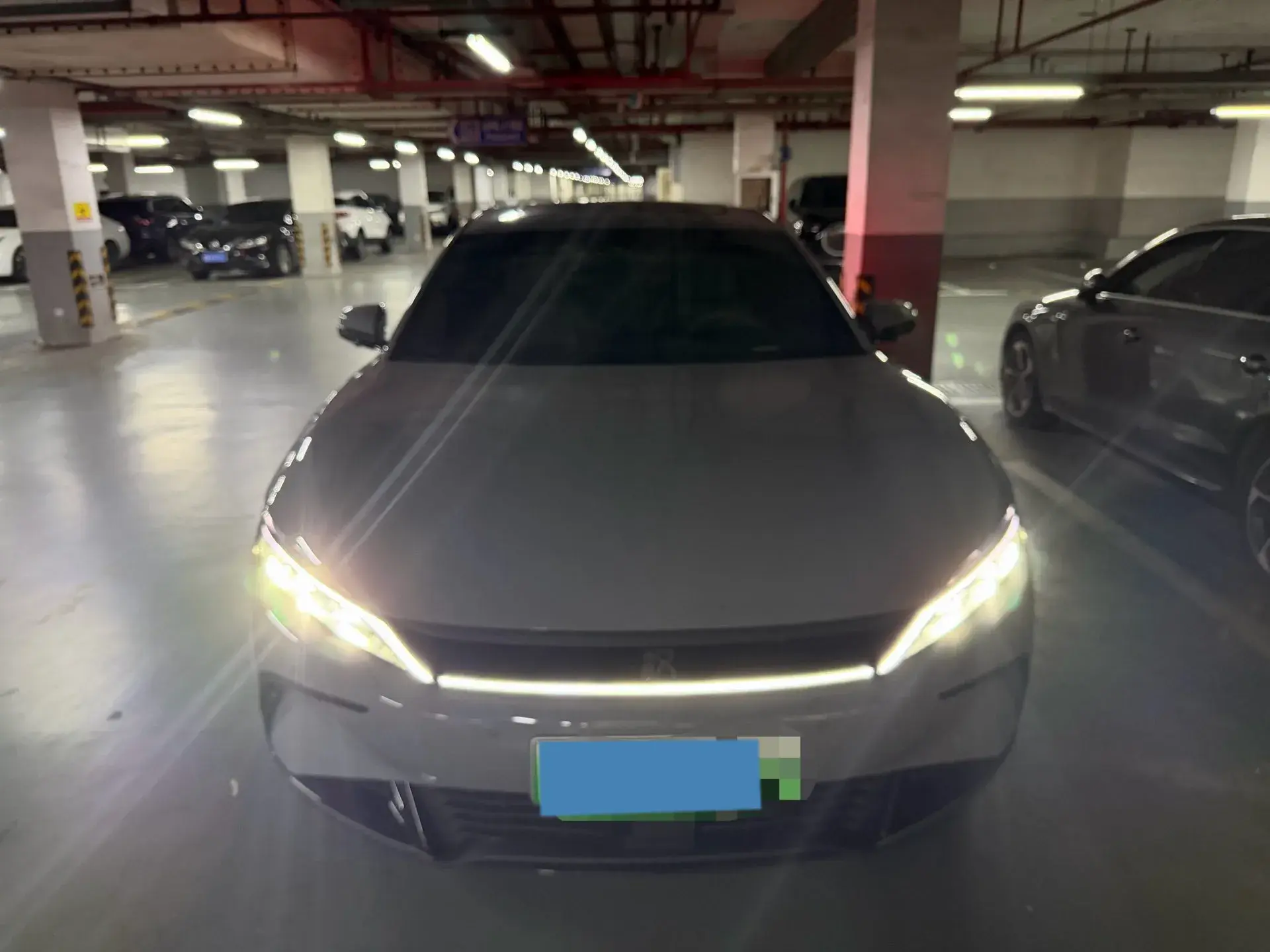 2025 BYD HAN thumbnail 2